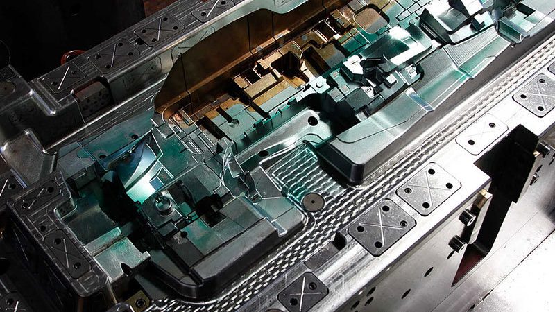双色注塑模具定制：深圳厂家的工艺与选择要点